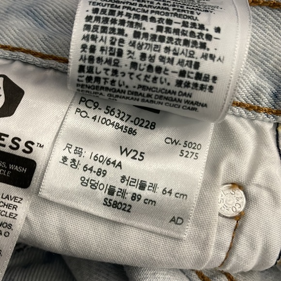 (SOLD!!) Levi 501 shorts size 25 - Picture 10 of 10